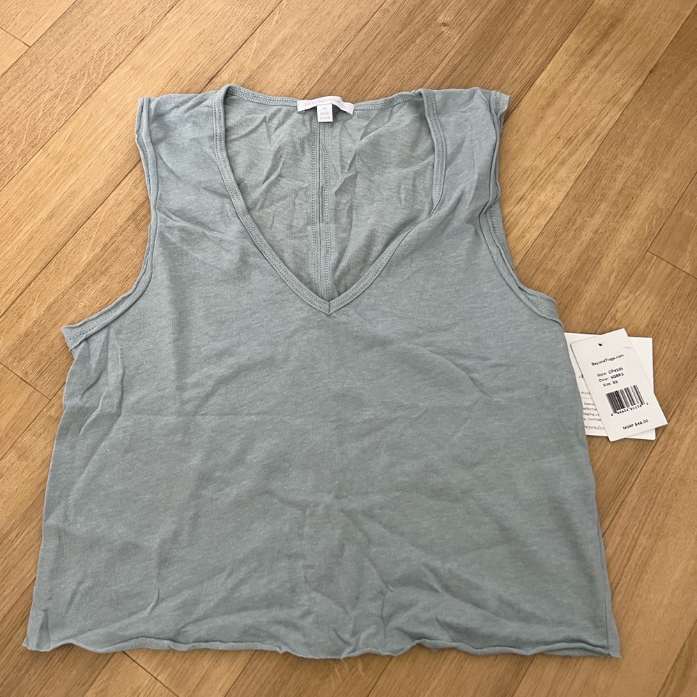Beyond Yoga tank